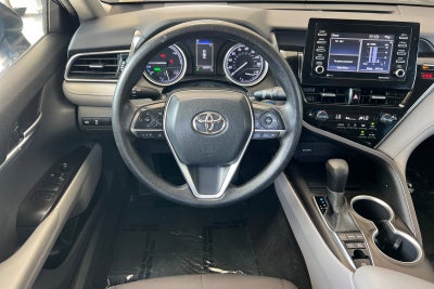 2022 Toyota Camry Hybrid LE