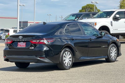 2022 Toyota Camry Hybrid LE