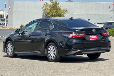 2022 Toyota Camry Hybrid LE