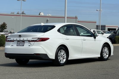 2025 Toyota Camry LE