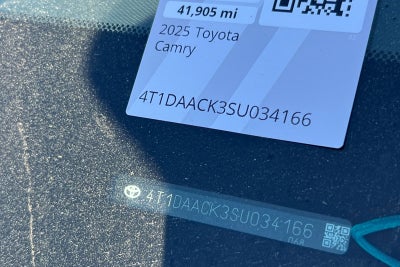 2025 Toyota Camry SE