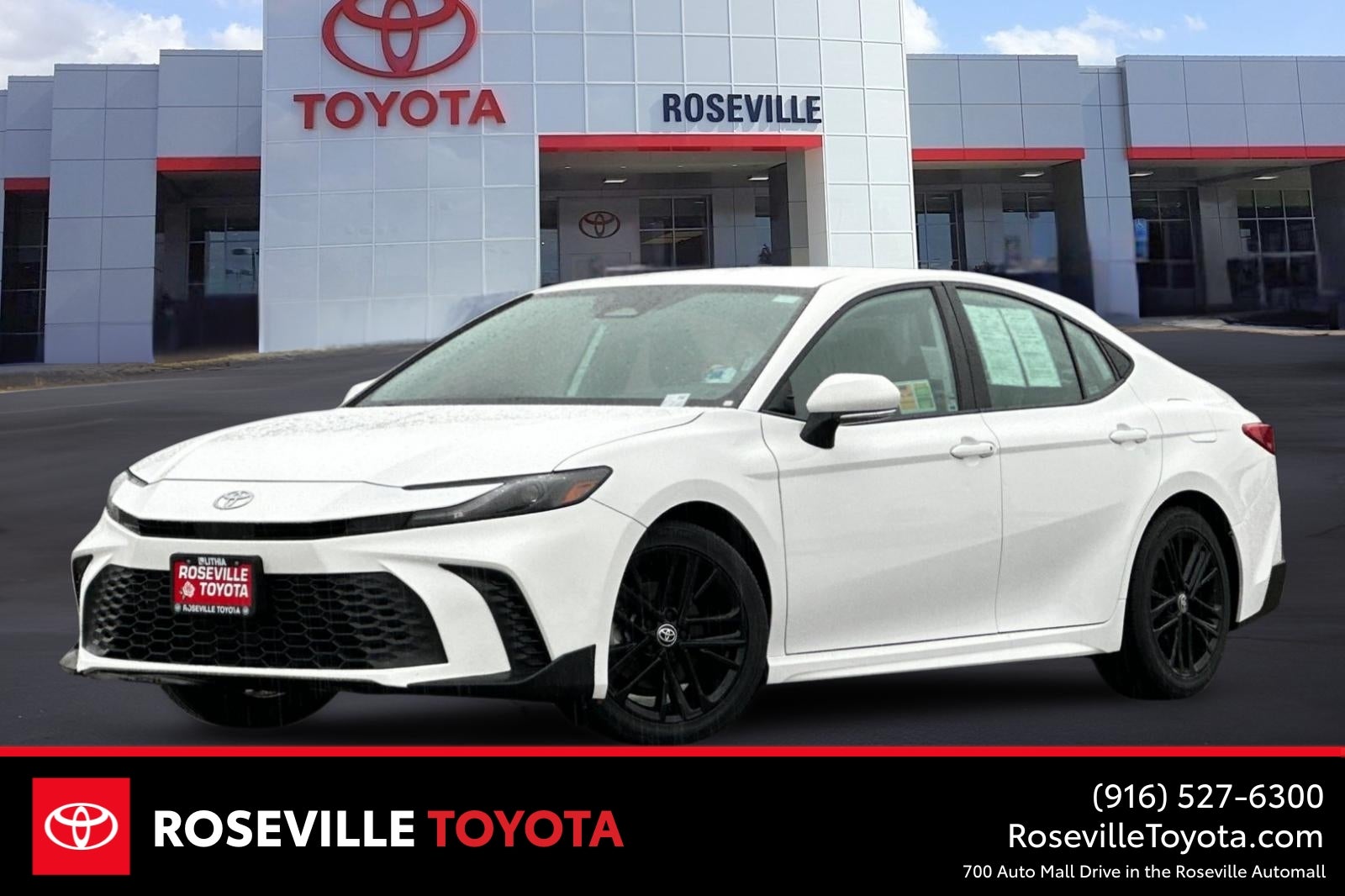 2025 Toyota Camry SE