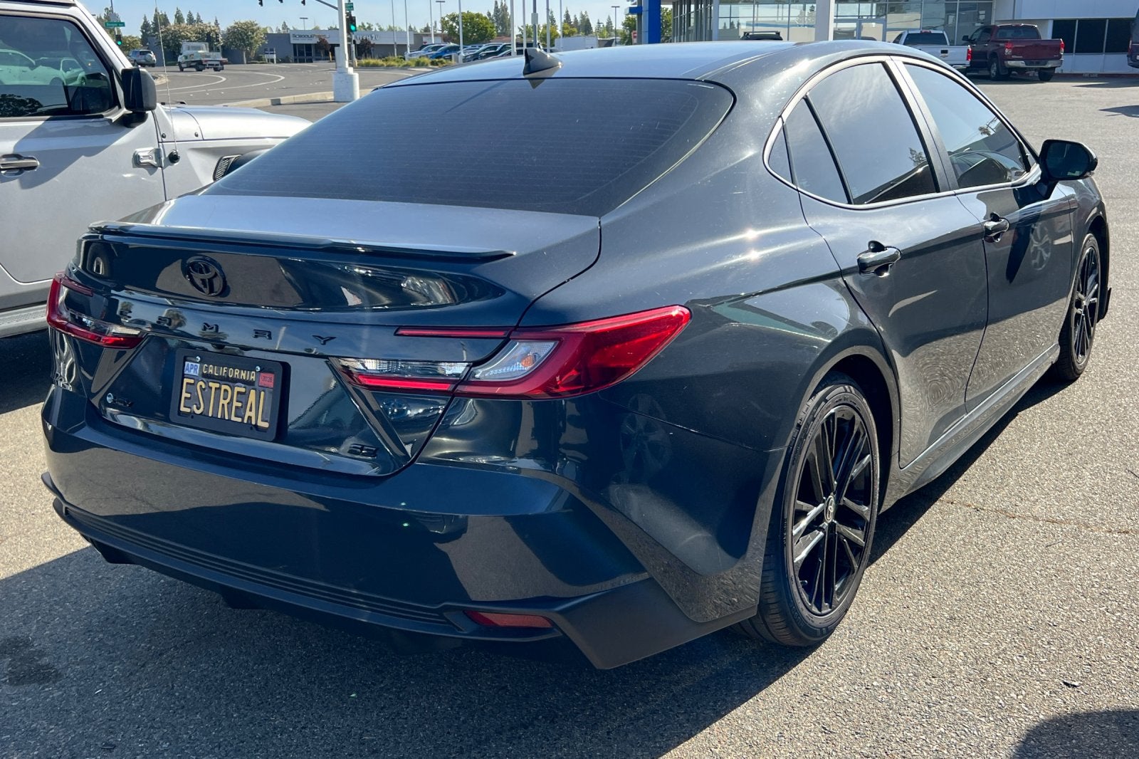 2025 Toyota Camry SE