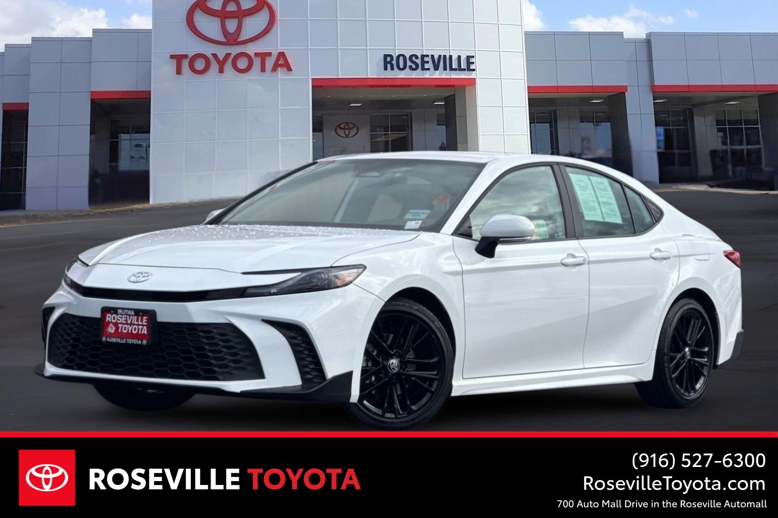 2025 Toyota Camry SE