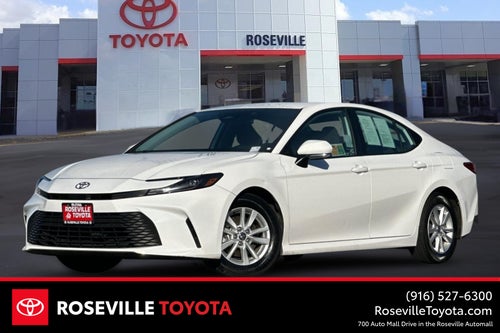 2025 Toyota Camry LE