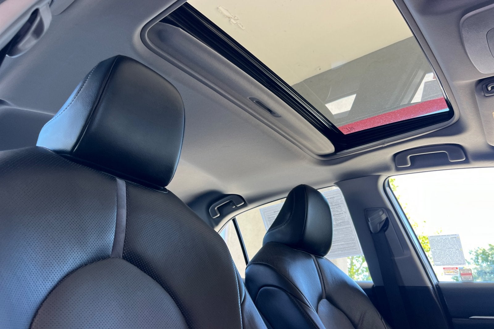 2023 Toyota Camry Hybrid XLE