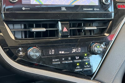 2023 Toyota Camry Hybrid XLE
