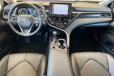 2023 Toyota Camry Hybrid XLE