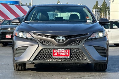 2020 Toyota Camry SE