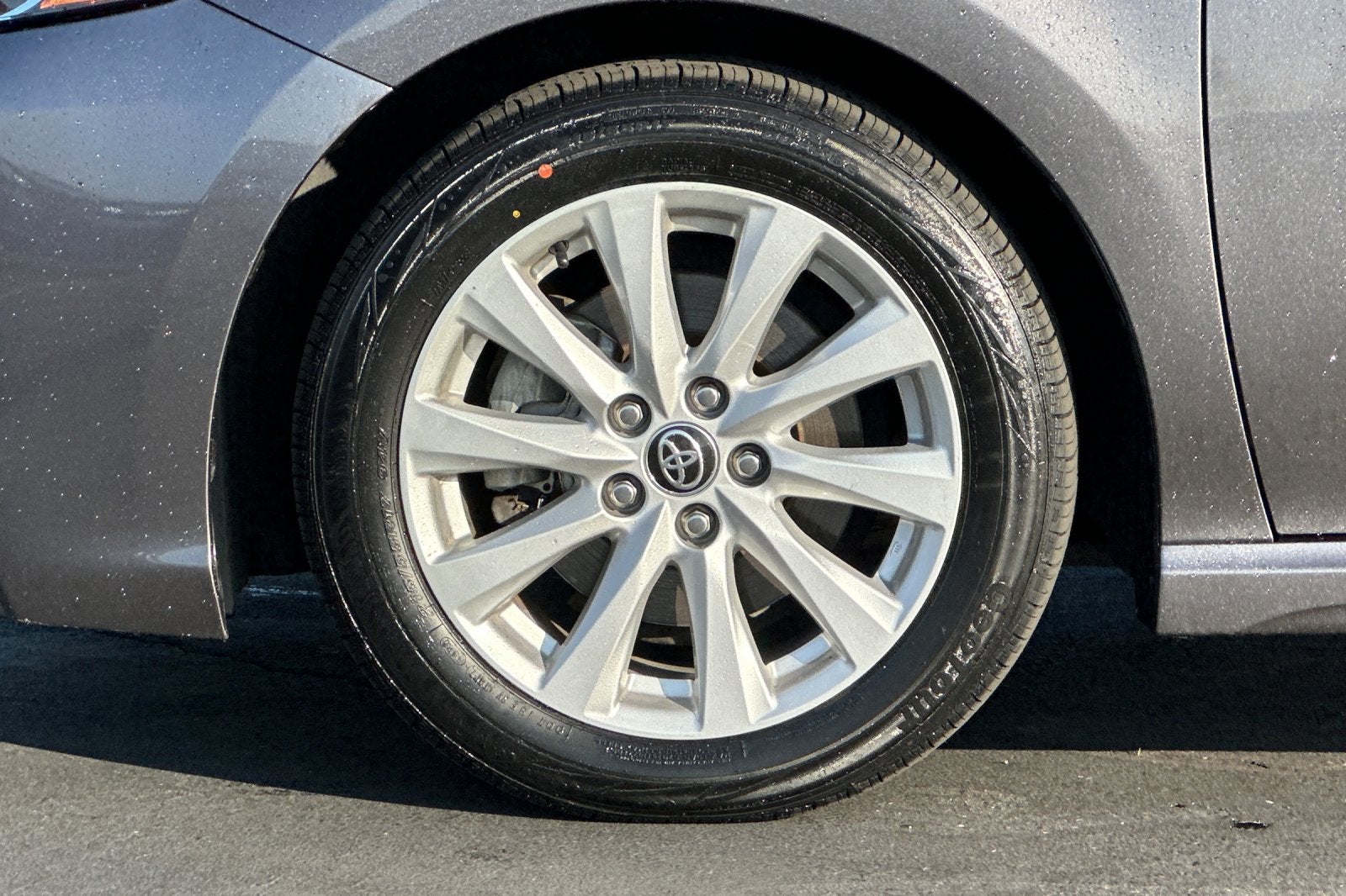 2020 Toyota Camry SE