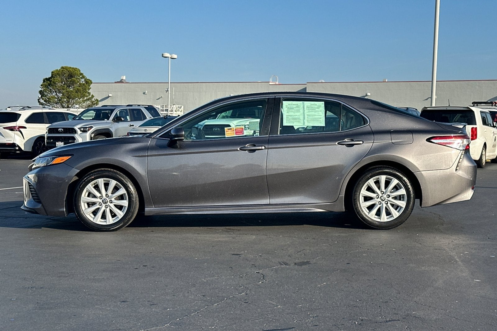 2020 Toyota Camry SE