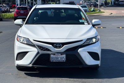 2020 Toyota Camry SE