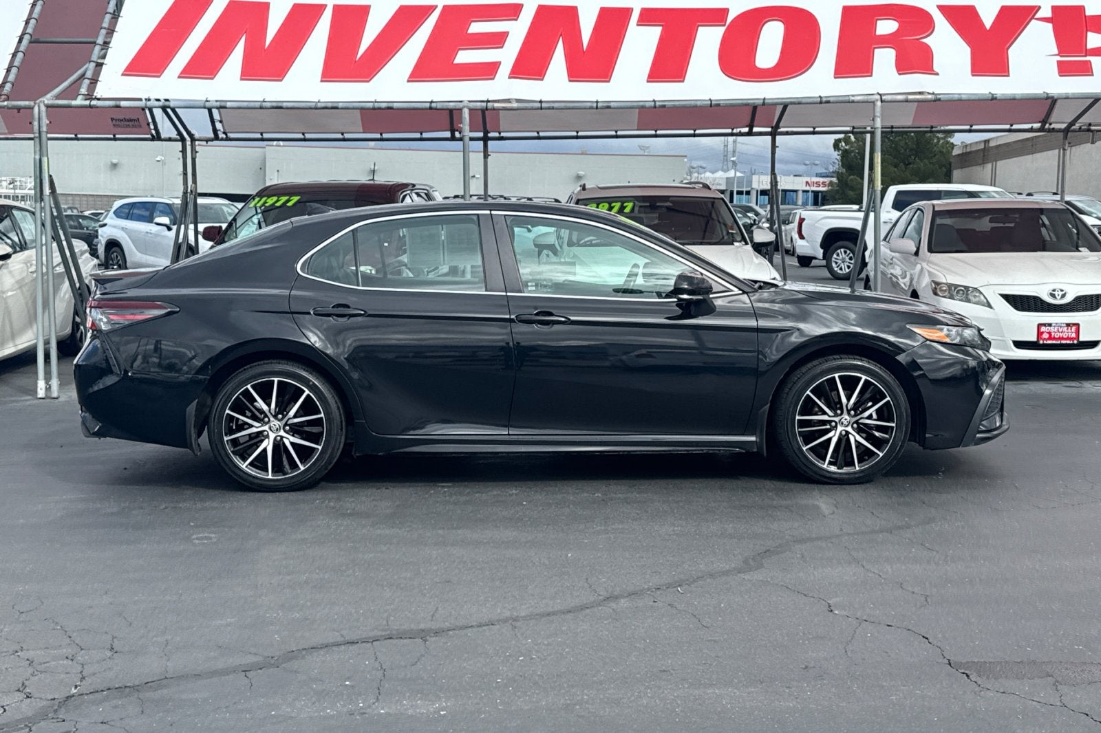 2023 Toyota Camry SE