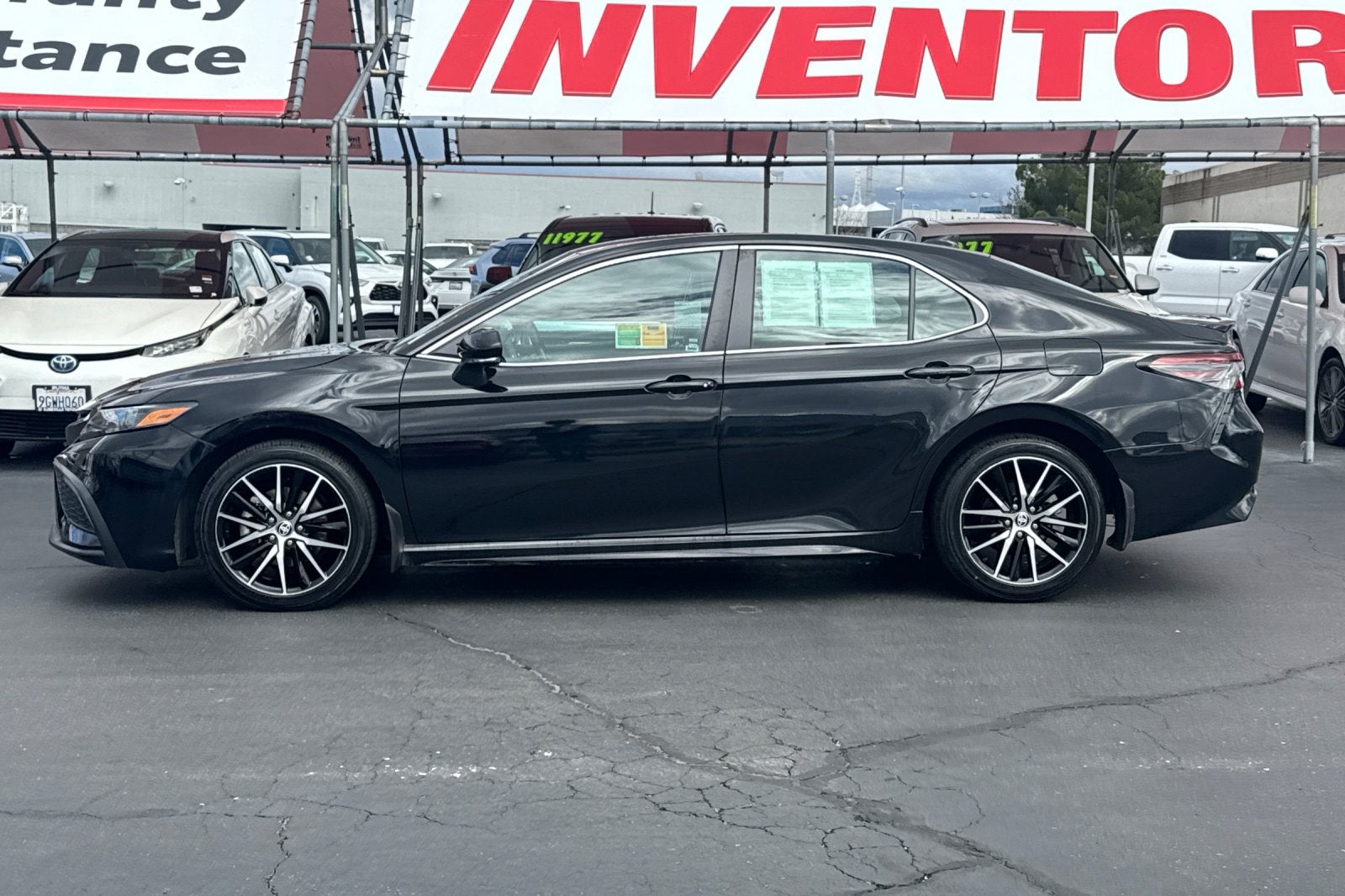 2023 Toyota Camry SE