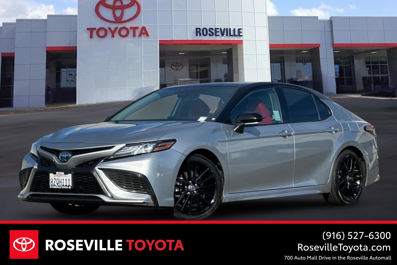 2022 Toyota Camry Hybrid XSE