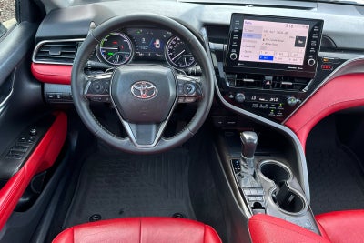 2022 Toyota Camry Hybrid XSE