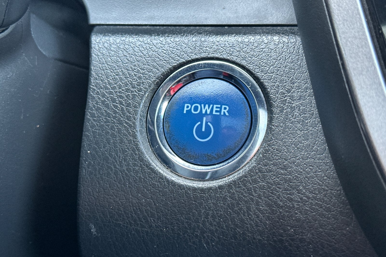 2022 Toyota Camry Hybrid XSE