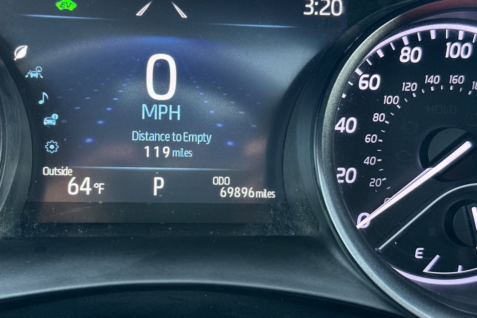 2022 Toyota Camry Hybrid XSE