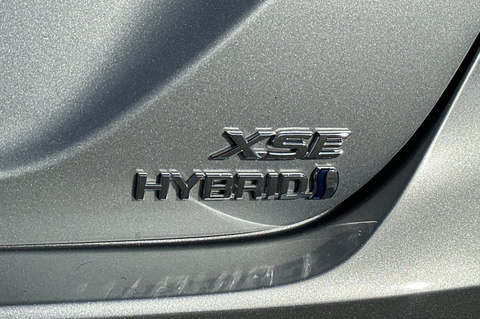 2022 Toyota Camry Hybrid XSE