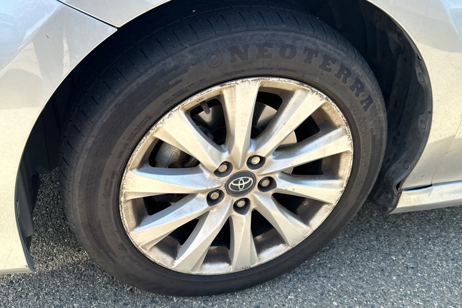 2020 Toyota Camry LE