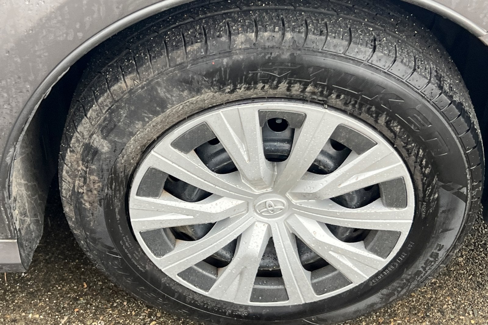 2020 Toyota Camry Hybrid LE