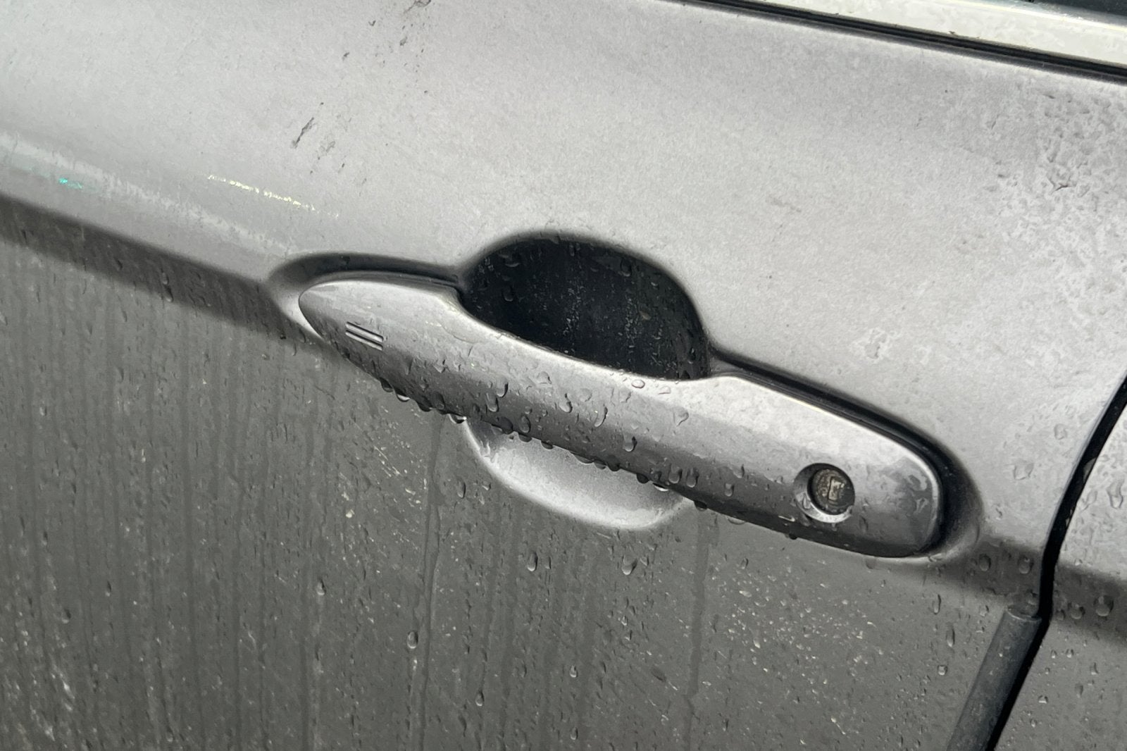 2020 Toyota Camry Hybrid LE