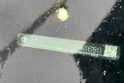 2020 Toyota Camry Hybrid LE