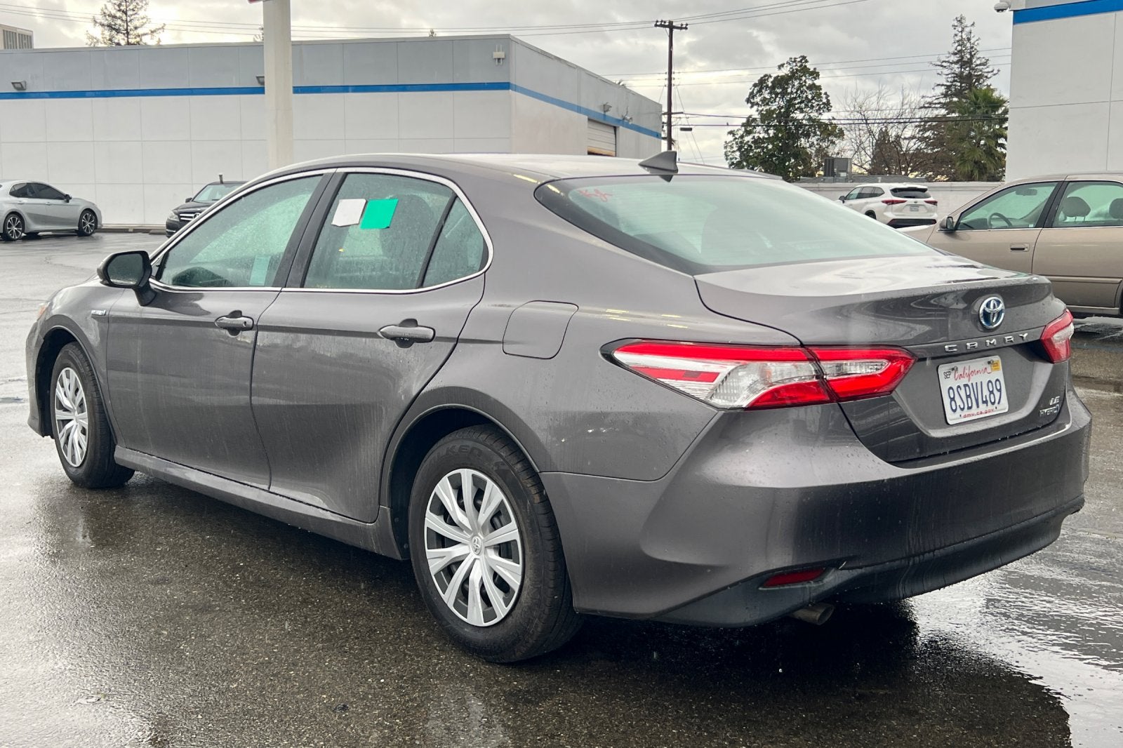 2020 Toyota Camry Hybrid LE