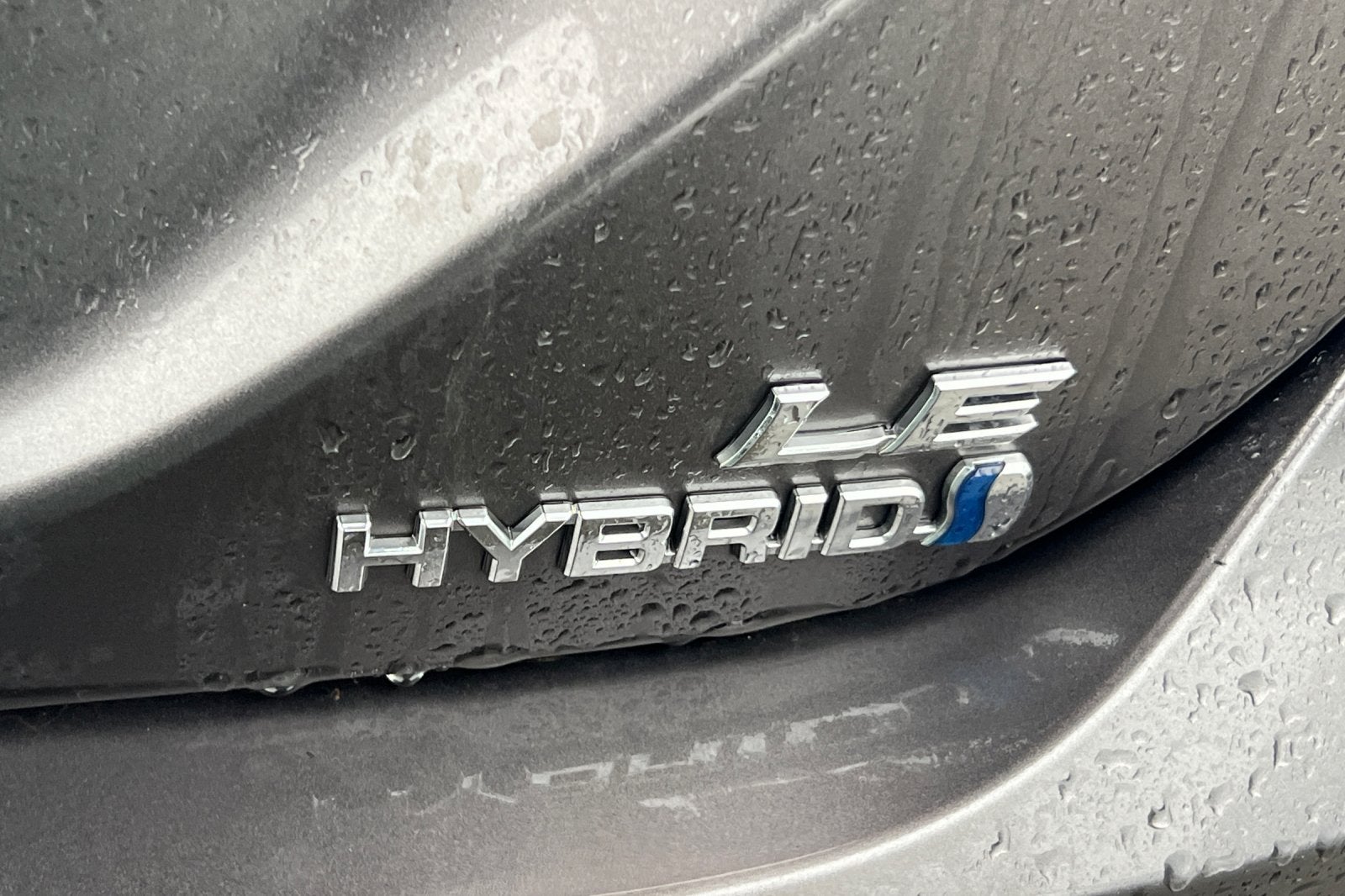 2020 Toyota Camry Hybrid LE