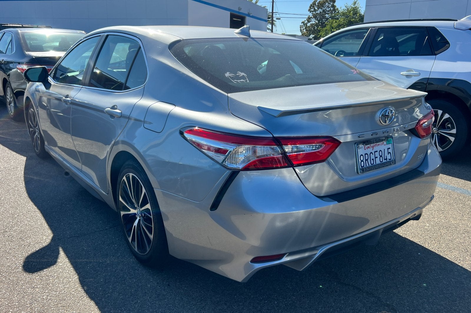 2020 Toyota Camry SE