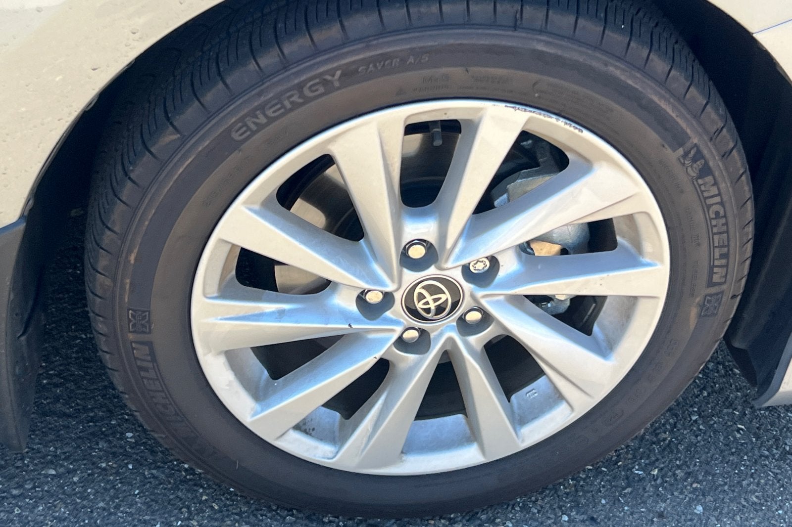 2024 Toyota Camry LE