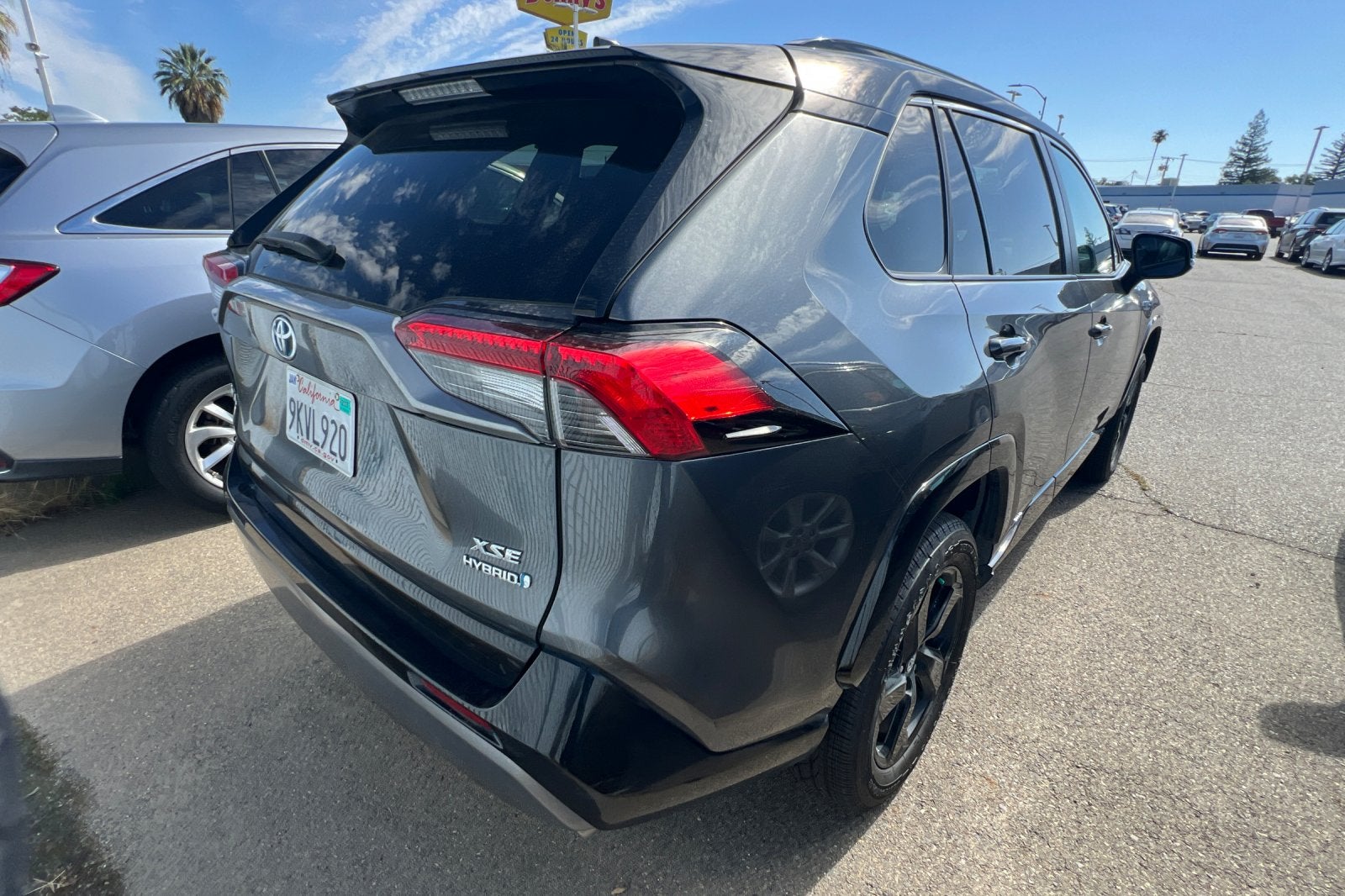 2020 Toyota RAV4 Hybrid XSE