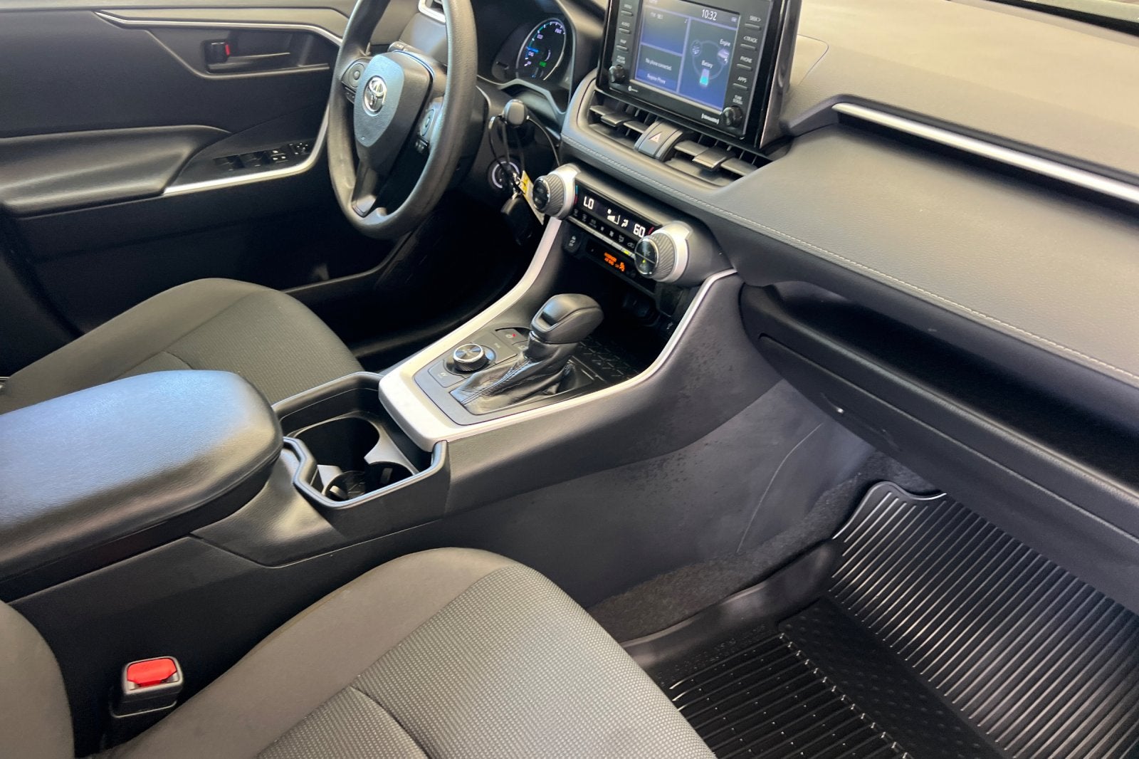 2021 Toyota RAV4 Hybrid LE