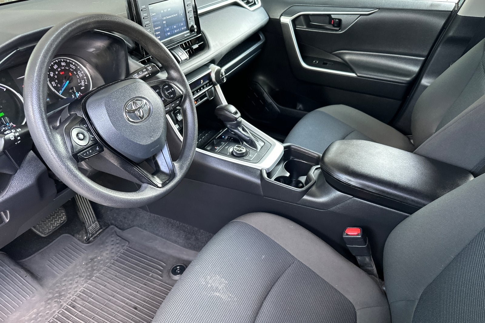 2021 Toyota RAV4 Hybrid LE