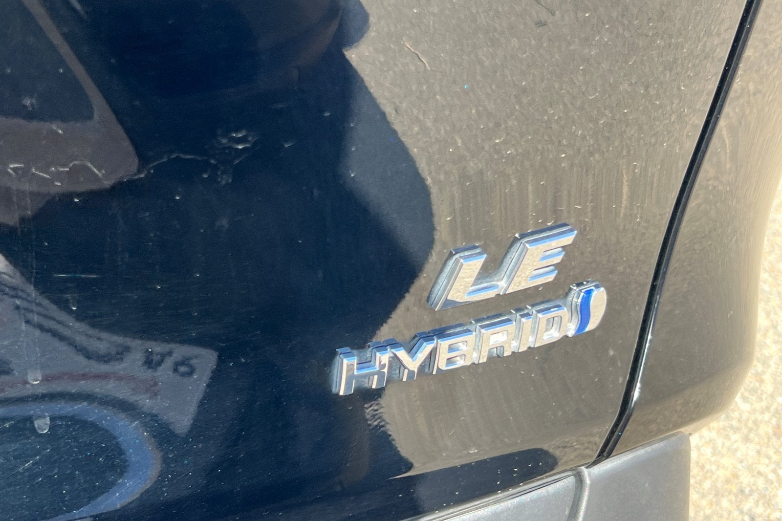 2022 Toyota RAV4 Hybrid LE