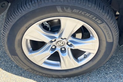 2022 Toyota RAV4 Hybrid LE