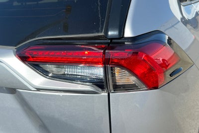2022 Toyota RAV4 Hybrid LE