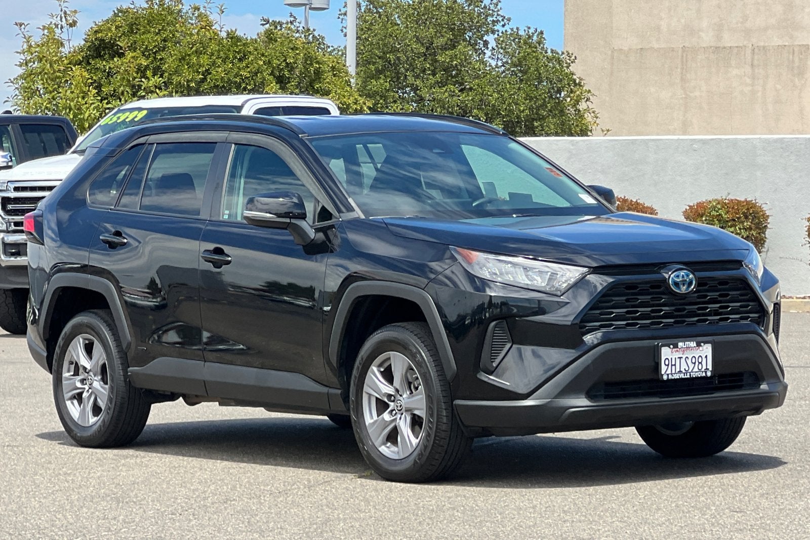 2022 Toyota RAV4 Hybrid LE