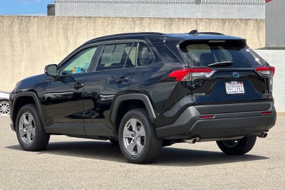 2022 Toyota RAV4 Hybrid LE