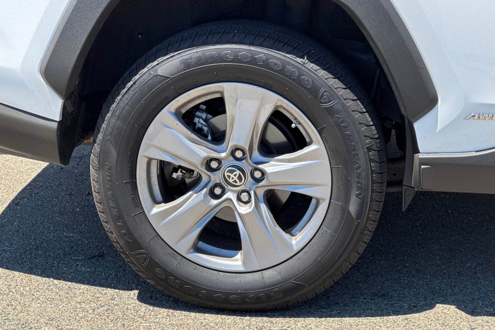 2023 Toyota RAV4 Hybrid LE