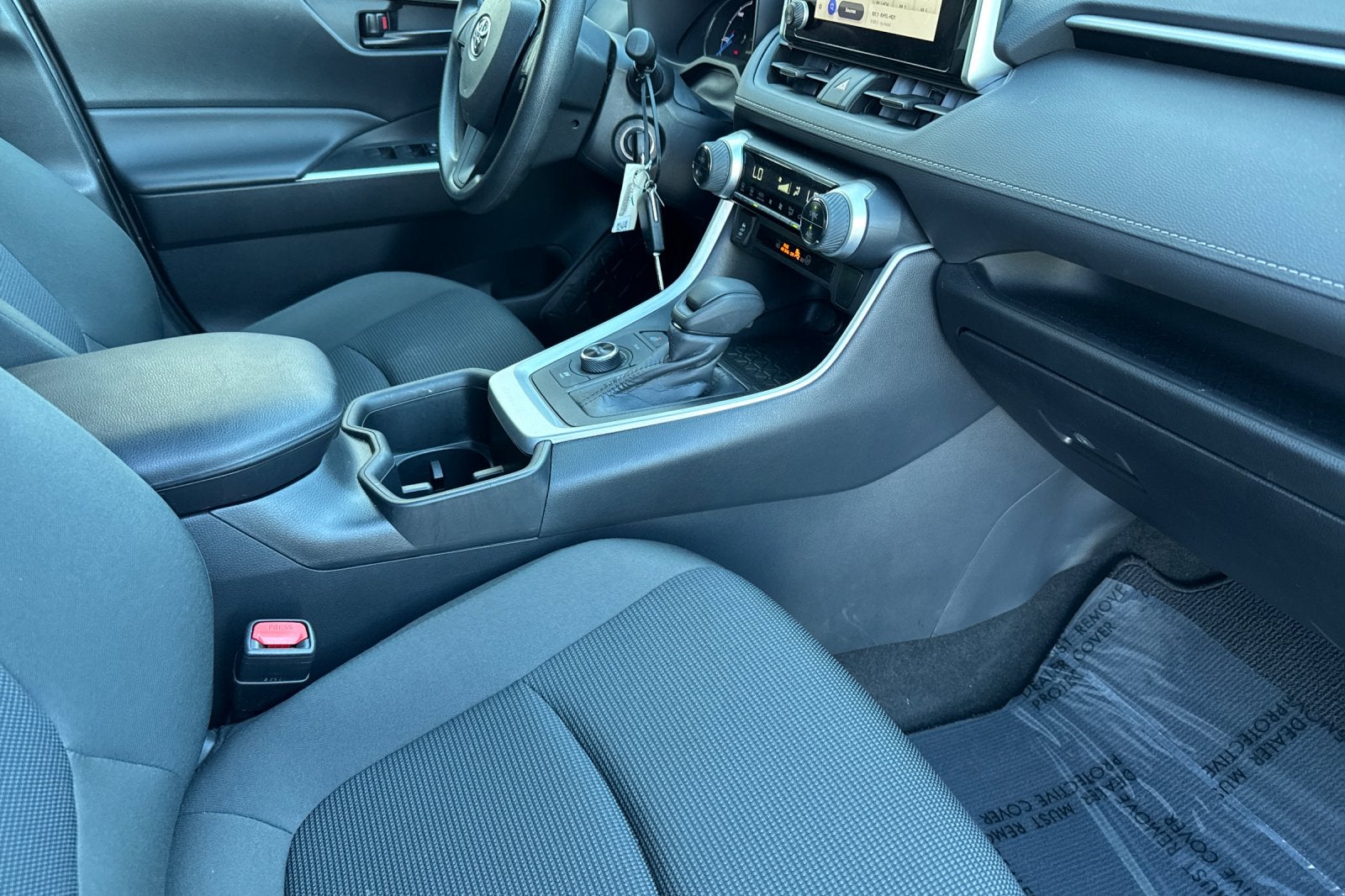 2023 Toyota RAV4 Hybrid LE