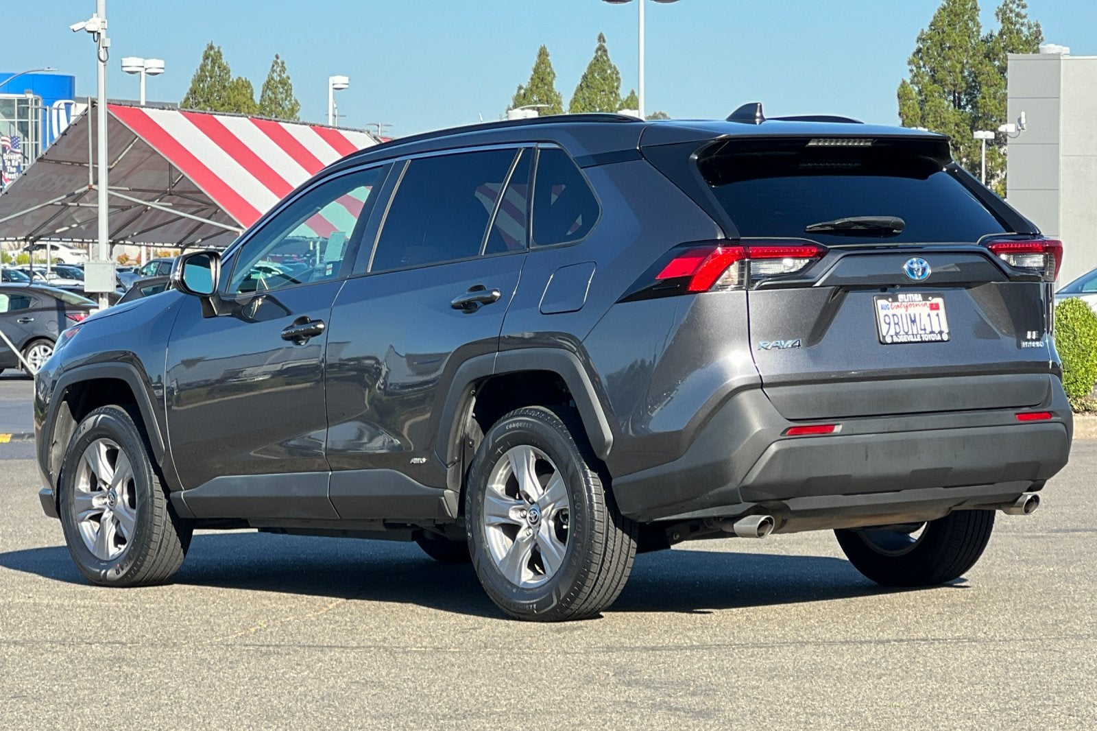 2022 Toyota RAV4 Hybrid LE