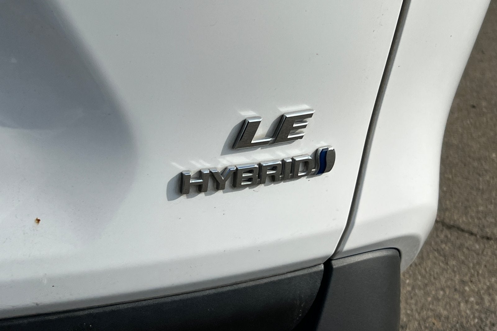 2023 Toyota RAV4 Hybrid LE
