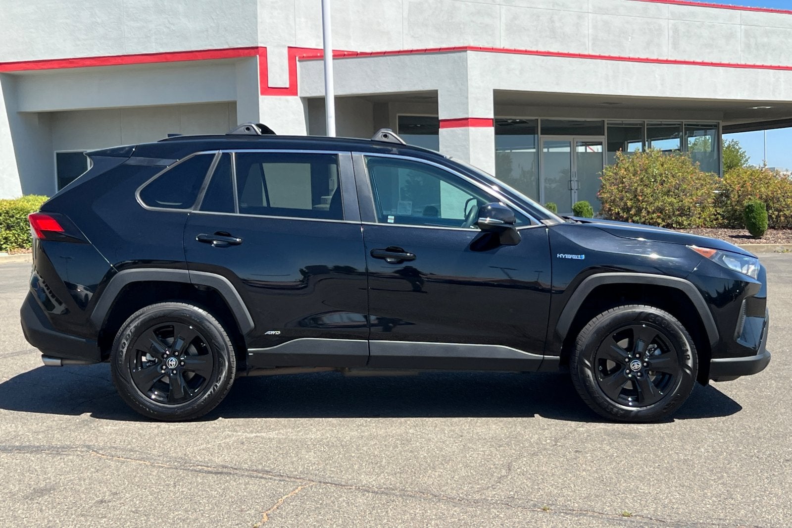 2021 Toyota RAV4 Hybrid LE