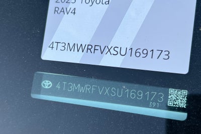 2025 Toyota RAV4 Hybrid LE