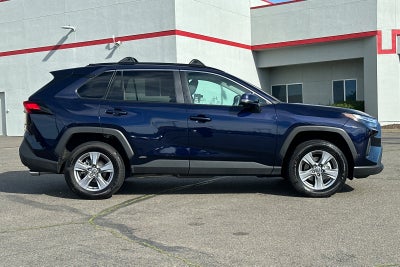 2022 Toyota RAV4 Hybrid XLE