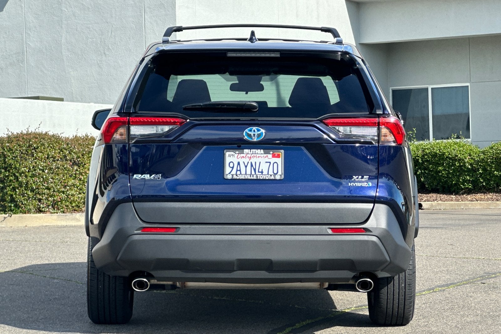 2022 Toyota RAV4 Hybrid XLE