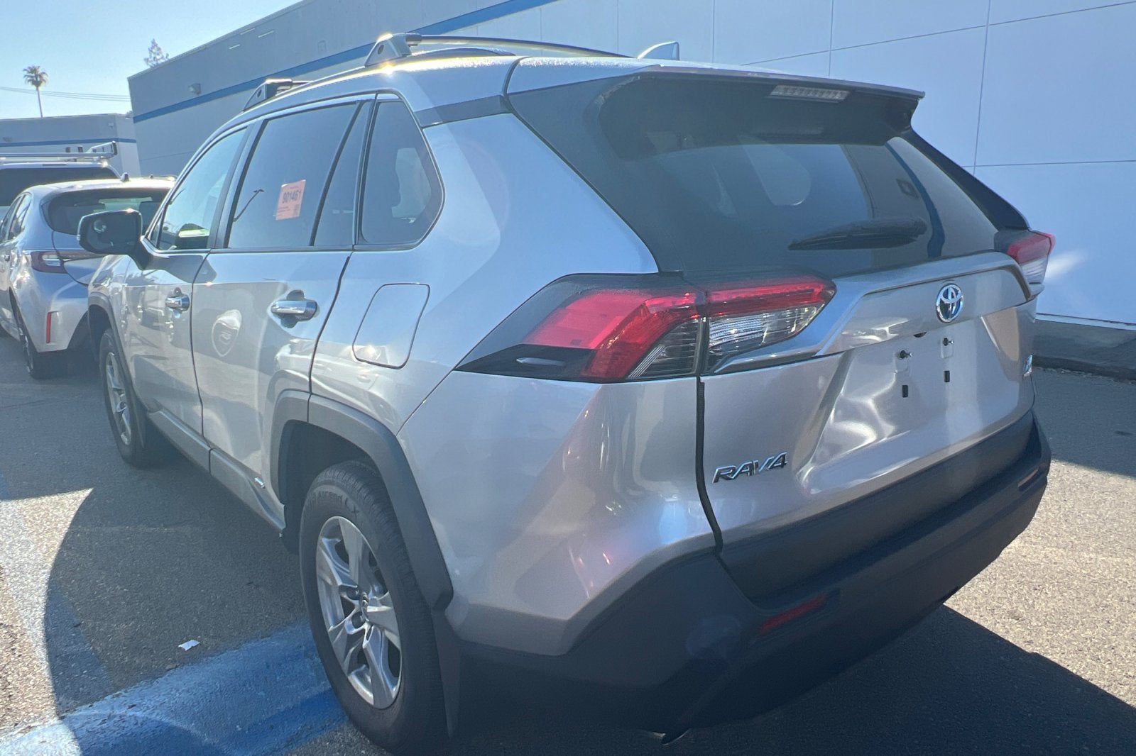2023 Toyota RAV4 Hybrid XLE