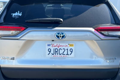 2021 Toyota RAV4 Hybrid XLE