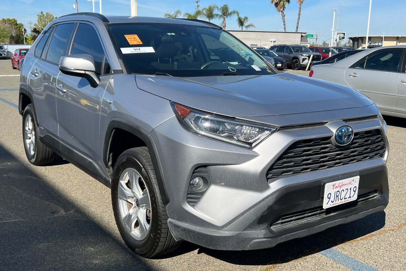 2021 Toyota RAV4 Hybrid XLE